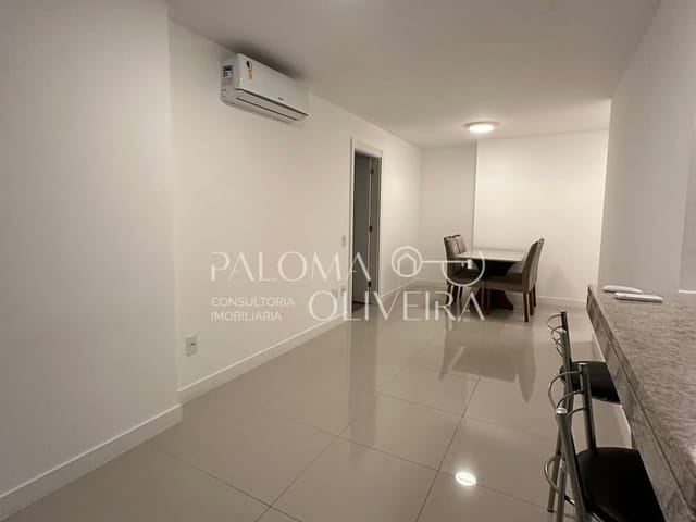 Apartamento 2 quartos e 2 banheiros, à venda ou para alugar, no bairro Barra da Tijuca em Rio de Janeiro