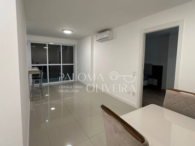 Apartamento 2 quartos e 2 banheiros, à venda ou para alugar, no bairro Barra da Tijuca em Rio de Janeiro