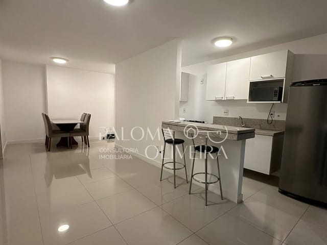 Apartamento 2 quartos e 2 banheiros, à venda ou para alugar, no bairro Barra da Tijuca em Rio de Janeiro