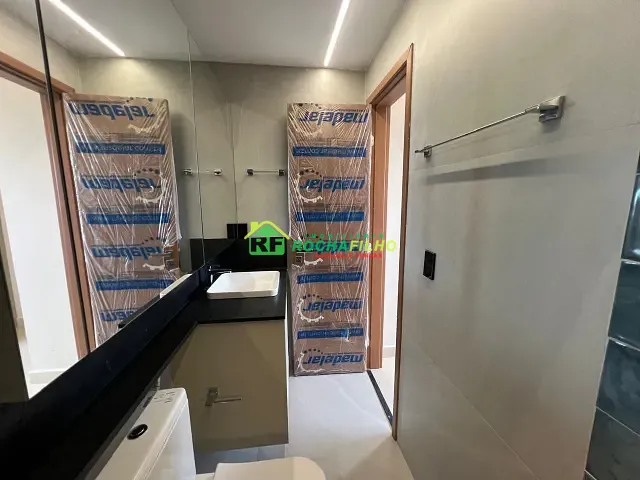 Apartamento com 94m² 4 quartos e 2 banheiros, à venda ou para alugar, no bairro Monte Castelo em Teresina