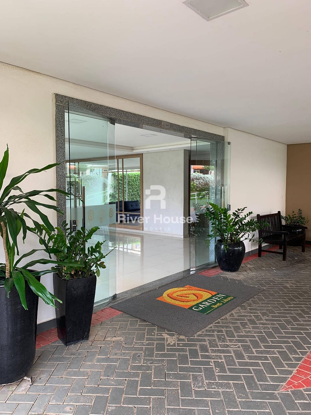 Apartamento à venda com 2 quartos, 70m² - Foto 8