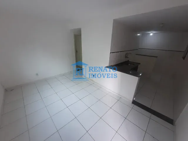 Apartamento 2 quartos e 2 banheiros, para alugar, no bairro Marquês de Maricá em Maricá