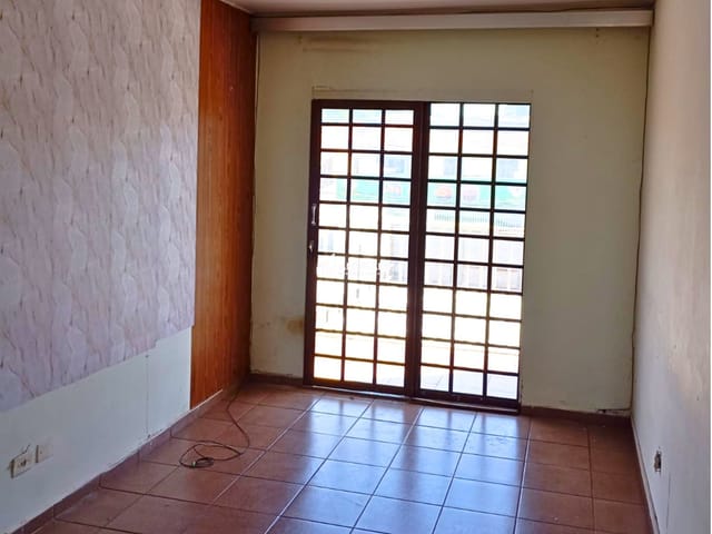 Apartamento 2 quartos e 1 banheiro, para alugar, no bairro Jardim Apucarana em Apucarana