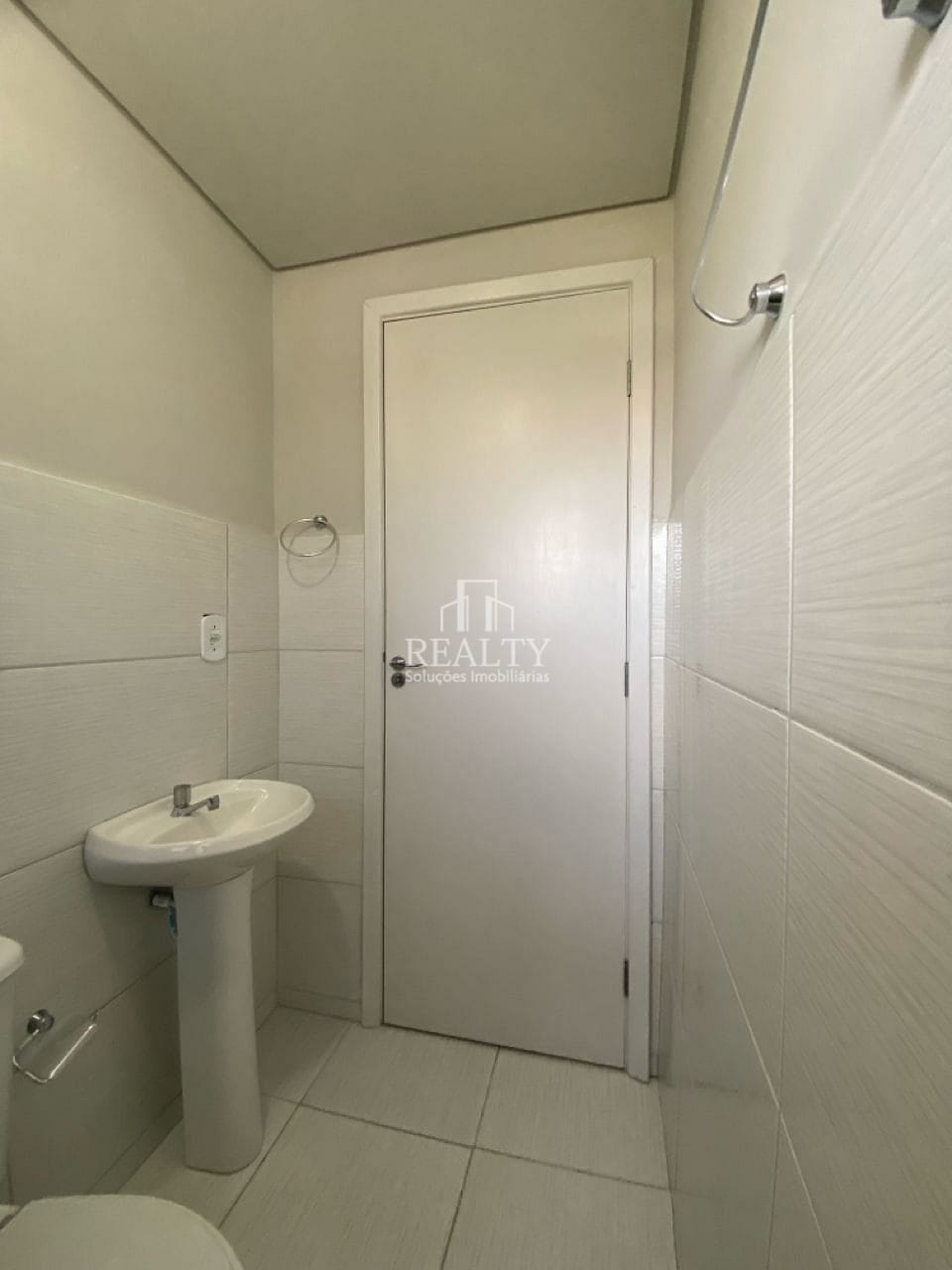 Apartamento à venda com 2 quartos, 64m² - Foto 12