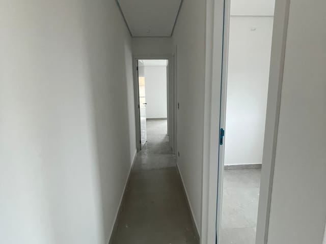 Apartamento 2 quartos e 2 banheiros, à venda ou para alugar, no bairro Vila São Pedro em Santo André