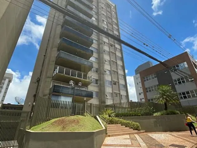 Apartamento com 359m² 4 quartos e 5 banheiros, à venda, no bairro Centro em Apucarana