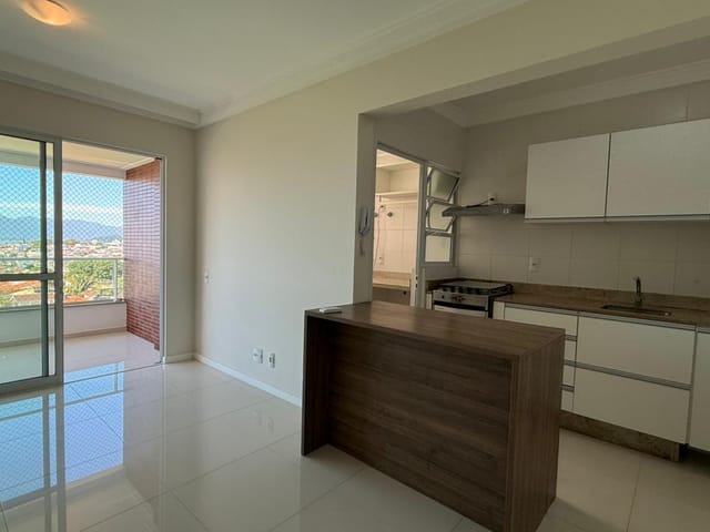 Apartamento 2 quartos e 2 banheiros, à venda, no bairro Jardim Atlântico em Florianópolis