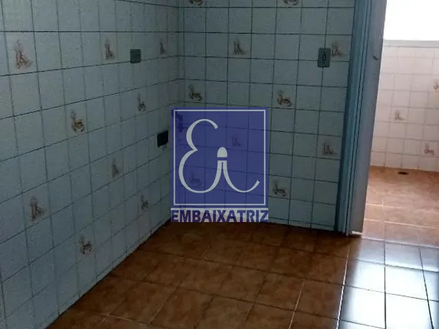 Apartamento com 75m² 2 quartos e 2 banheiros, para alugar, no bairro Centro em São José dos Campos