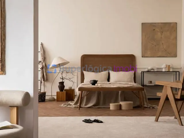 Apartamento 5 quartos e 3 banheiros, à venda, no bairro Centro em Londrina