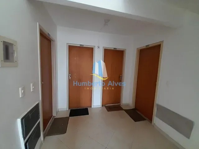 Apartamento 3 quartos e 2 banheiros, à venda, no bairro Candeias em Vitória da Conquista