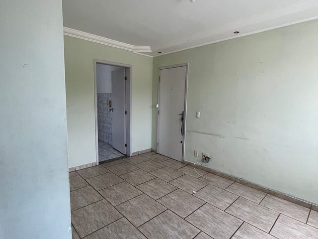 Apartamento 2 quartos e 1 banheiro, à venda, no bairro Parque Valença I em Campinas