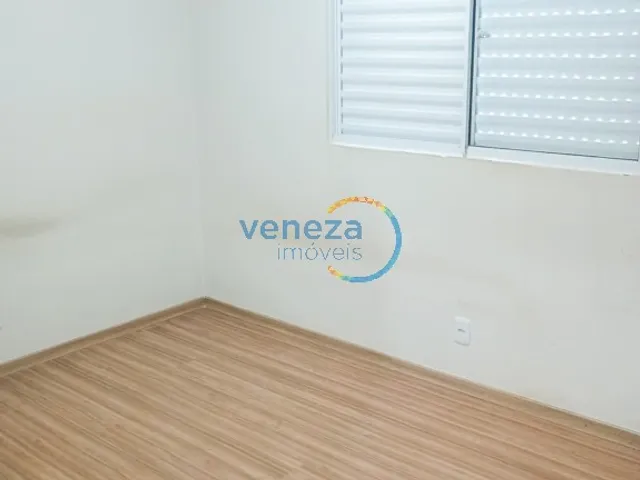Apartamento com 63m² 2 quartos e 1 banheiro, à venda, no bairro SEMIRAMIS BARROS BRAGA em Londrina