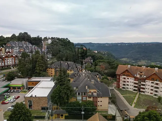 Apartamento com 184m² 4 quartos e 2 banheiros, à venda, no bairro Minuano em Gramado