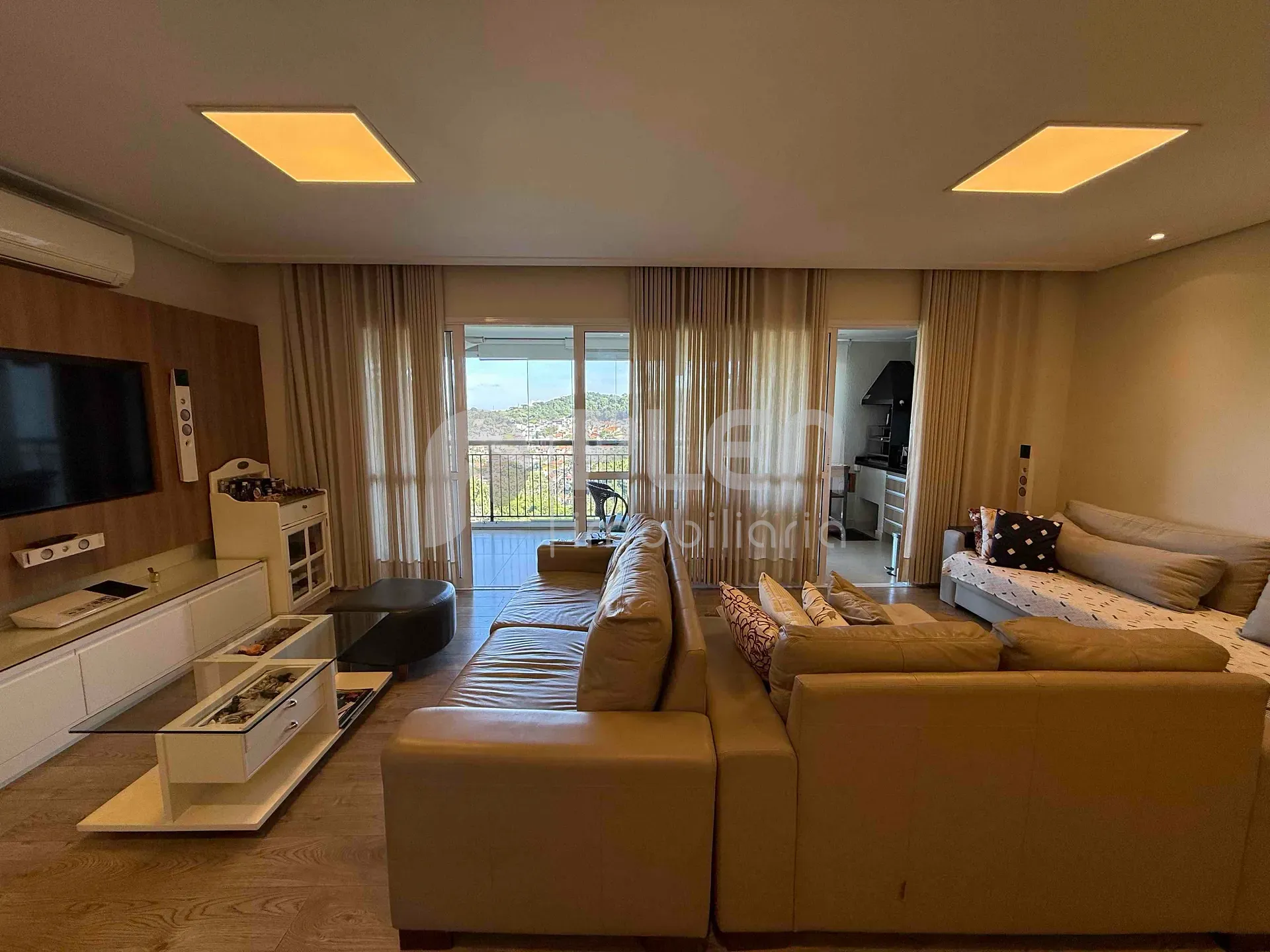Apartamento de 3 quartos à venda em Vila Irmãos Arnoni, São Paulo