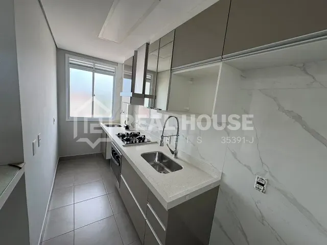 Apartamento 2 quartos e 1 banheiro, para alugar, no bairro Vossoroca em Votorantim