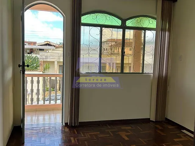 Apartamento 3 quartos e 1 banheiro, para alugar, no bairro Major Lage de Cima em Itabira