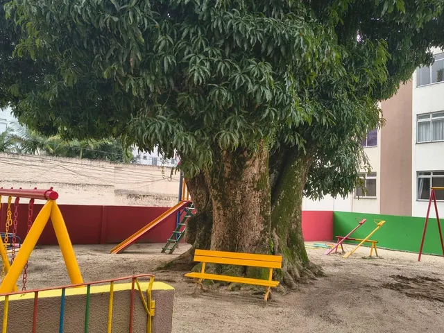 Apartamento 3 quartos e 1 banheiro, para alugar, no bairro Coqueiros em Florianópolis