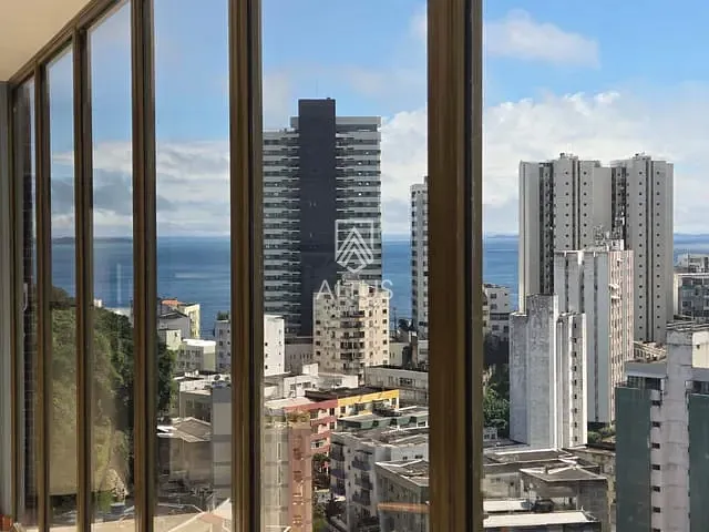 Apartamento 1 quarto e 1 banheiro, à venda, no bairro Graça em Salvador