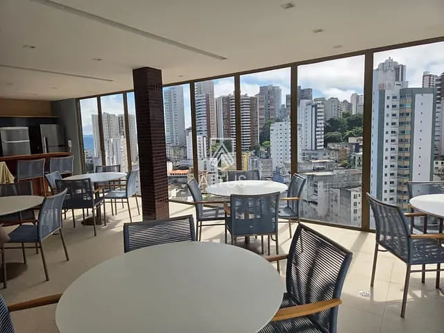 Apartamento 1 quarto e 1 banheiro, à venda, no bairro Graça em Salvador