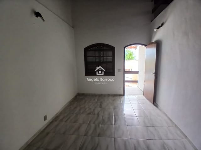 Apartamento 2 quartos e 1 banheiro, à venda, no bairro Jardim Atlântico Oeste (Itaipuaçu) em Maricá