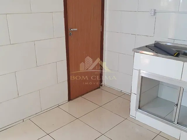 Apartamento 2 quartos e 1 banheiro, à venda, no bairro Manoel Honório em Juiz de Fora