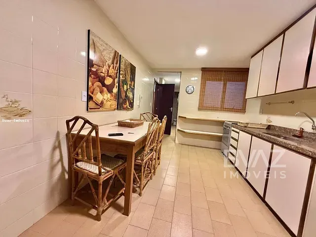 Apartamento com 137m² 4 quartos e 3 banheiros, à venda, no bairro Braga em Cabo Frio