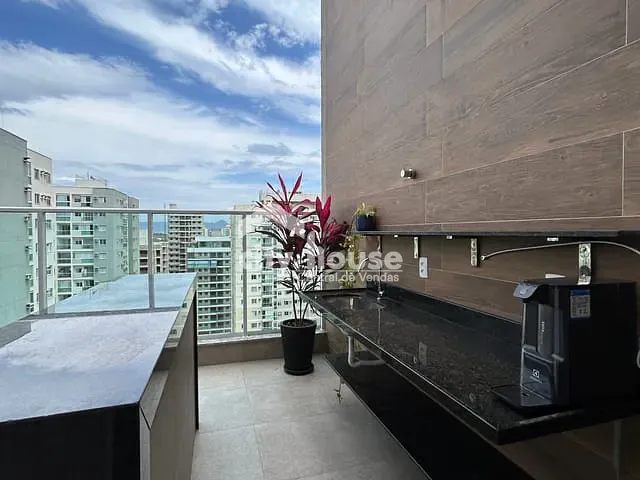 Apartamento 3 quartos e 3 banheiros, à venda, no bairro Praia de Itaparica em Vila Velha