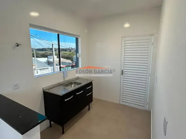 Apartamento 1 quarto e 1 banheiro, para alugar, no bairro Jardim Santa Marta em Sorocaba