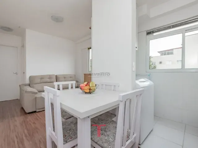Apartamento 1 quarto e 1 banheiro, à venda, no bairro Lindóia em Curitiba