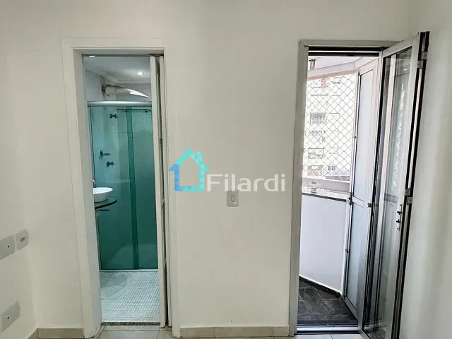 Apartamento 1 quarto e 1 banheiro, para alugar, no bairro Consolação em São Paulo