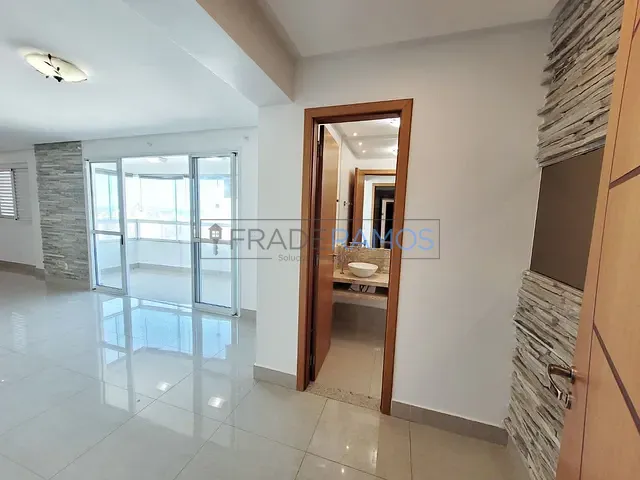 Apartamento com 219m² 3 quartos e 5 banheiros, à venda, no bairro Setor Bueno em Goiânia