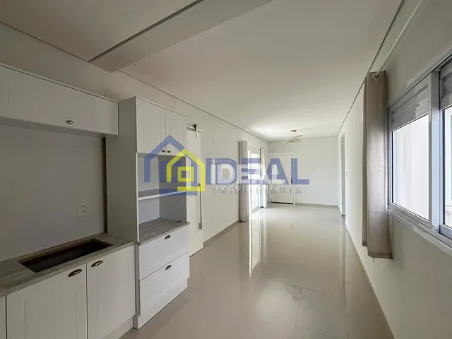 Apartamento 3 quartos e 1 banheiro, à venda ou para alugar, no bairro Parque de Exposições em Concórdia