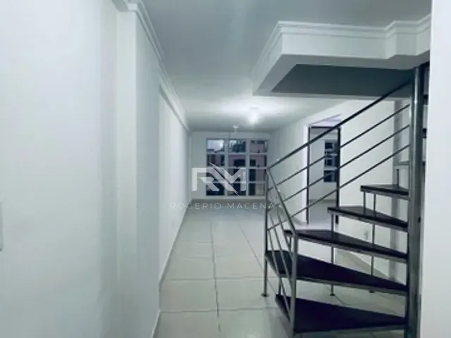 Apartamento 2 quartos e 2 banheiros, à venda, no bairro Tambaú em João Pessoa