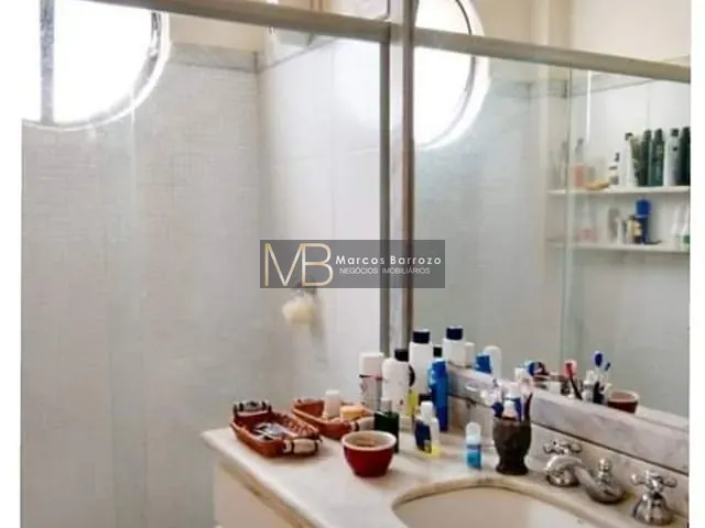 Apartamento com 179m² 3 quartos e 3 banheiros, à venda, no bairro Centro em Londrina