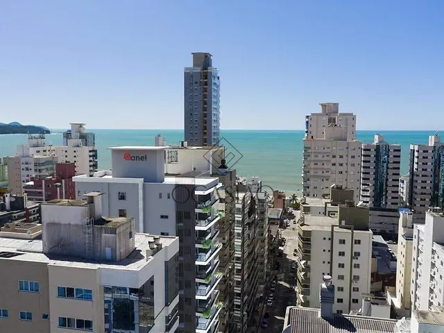Apartamento 3 quartos e 4 banheiros, à venda, no bairro Meia Praia em Itapema