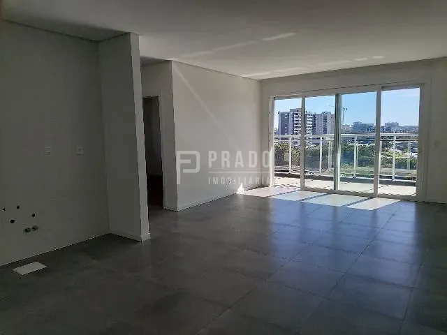 Apartamento com 97m² 2 quartos e 1 banheiro, à venda, no bairro Centro em Pelotas