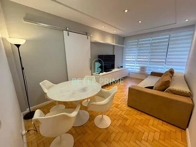 Apartamento com 74m² 2 quartos e 1 banheiro, para alugar, no bairro Leblon em Rio de Janeiro
