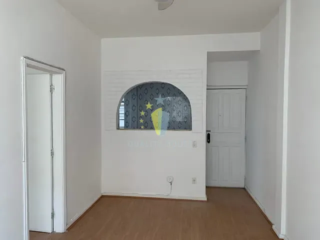 Apartamento com 40m² 1 quarto e 1 banheiro, para alugar, no bairro Botafogo em Rio de Janeiro