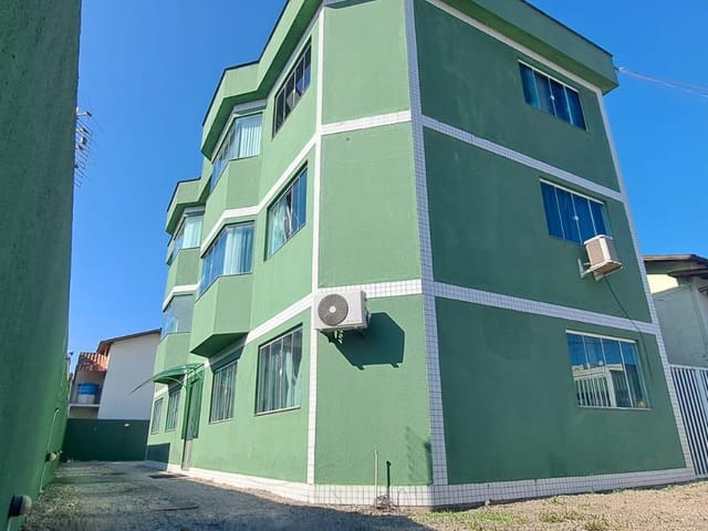 Apartamento 2 quartos e 1 banheiro, à venda, no bairro Terra Firme em Rio das Ostras