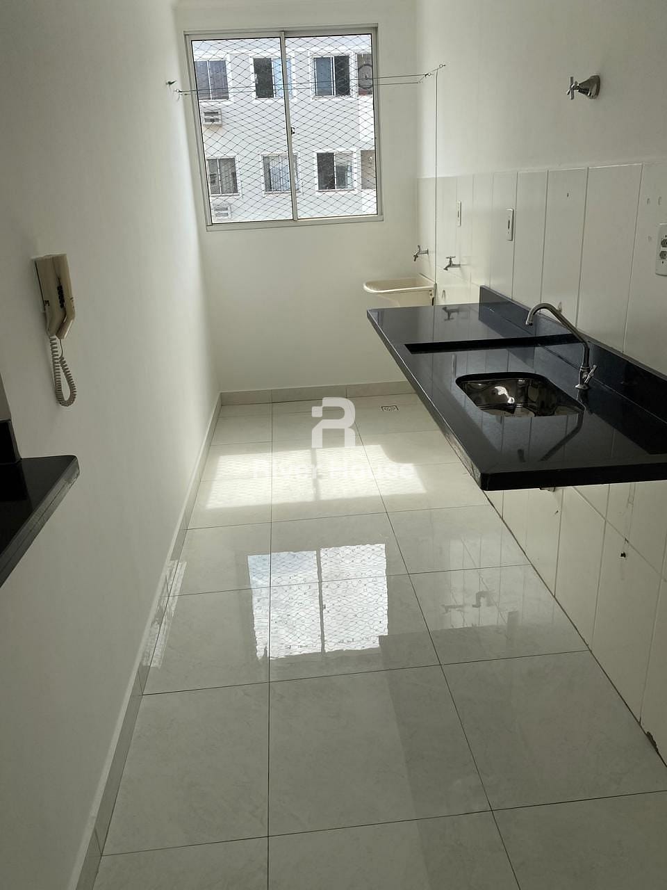 Apartamento à venda com 2 quartos, 40m² - Foto 6
