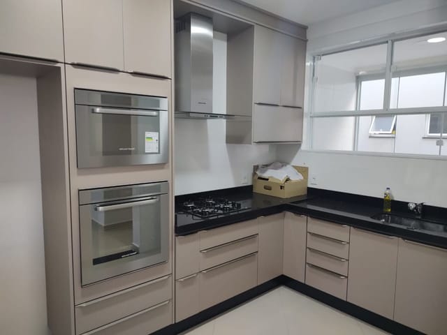 Apartamento com 96m² 3 quartos e 3 banheiros, à venda, no bairro Centro em Cambuí