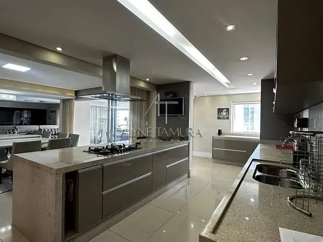 Apartamento com 304m² 4 quartos e 5 banheiros, à venda ou para alugar, no bairro Santo Antônio em São Caetano do Sul