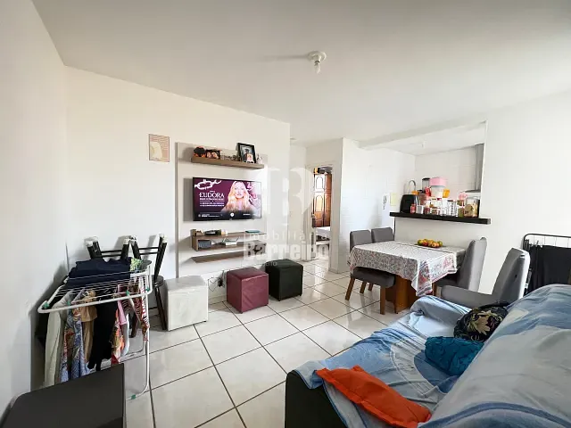 Apartamento 2 quartos e 1 banheiro, à venda, no bairro Barreirinho em Ibirité