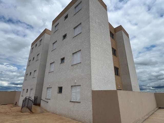 Apartamento 2 quartos e 1 banheiro, para alugar, no bairro Loteamento Santa Cruz em Tatuí