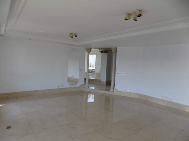 Apartamento 4 quartos e 4 banheiros, à venda ou para alugar, no bairro Moema em São Paulo