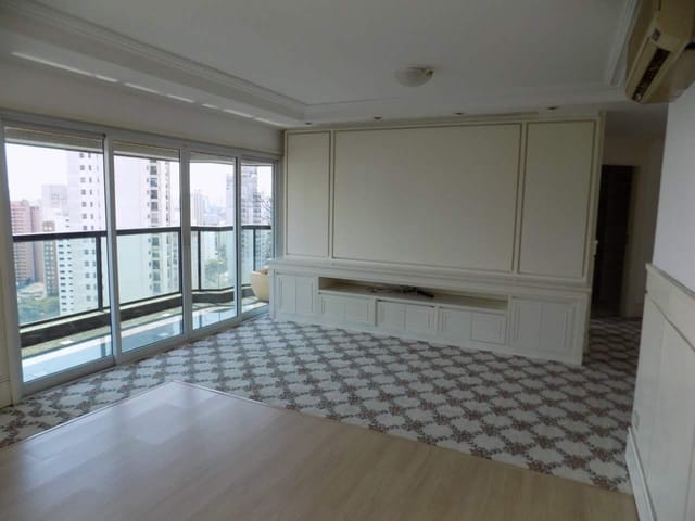 Apartamento 4 quartos e 4 banheiros, à venda ou para alugar, no bairro Moema em São Paulo