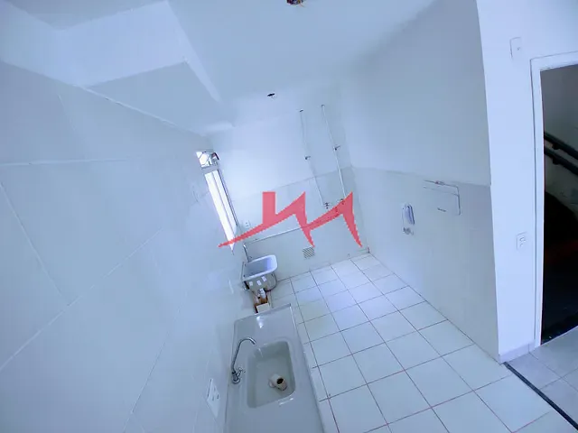 Apartamento com 47m² 2 quartos e 1 banheiro, à venda ou para alugar, no bairro Monjolos em São Gonçalo