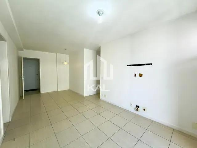 Apartamento com 75m² 2 quartos e 2 banheiros, à venda, no bairro Recreio dos Bandeirantes em Rio de Janeiro