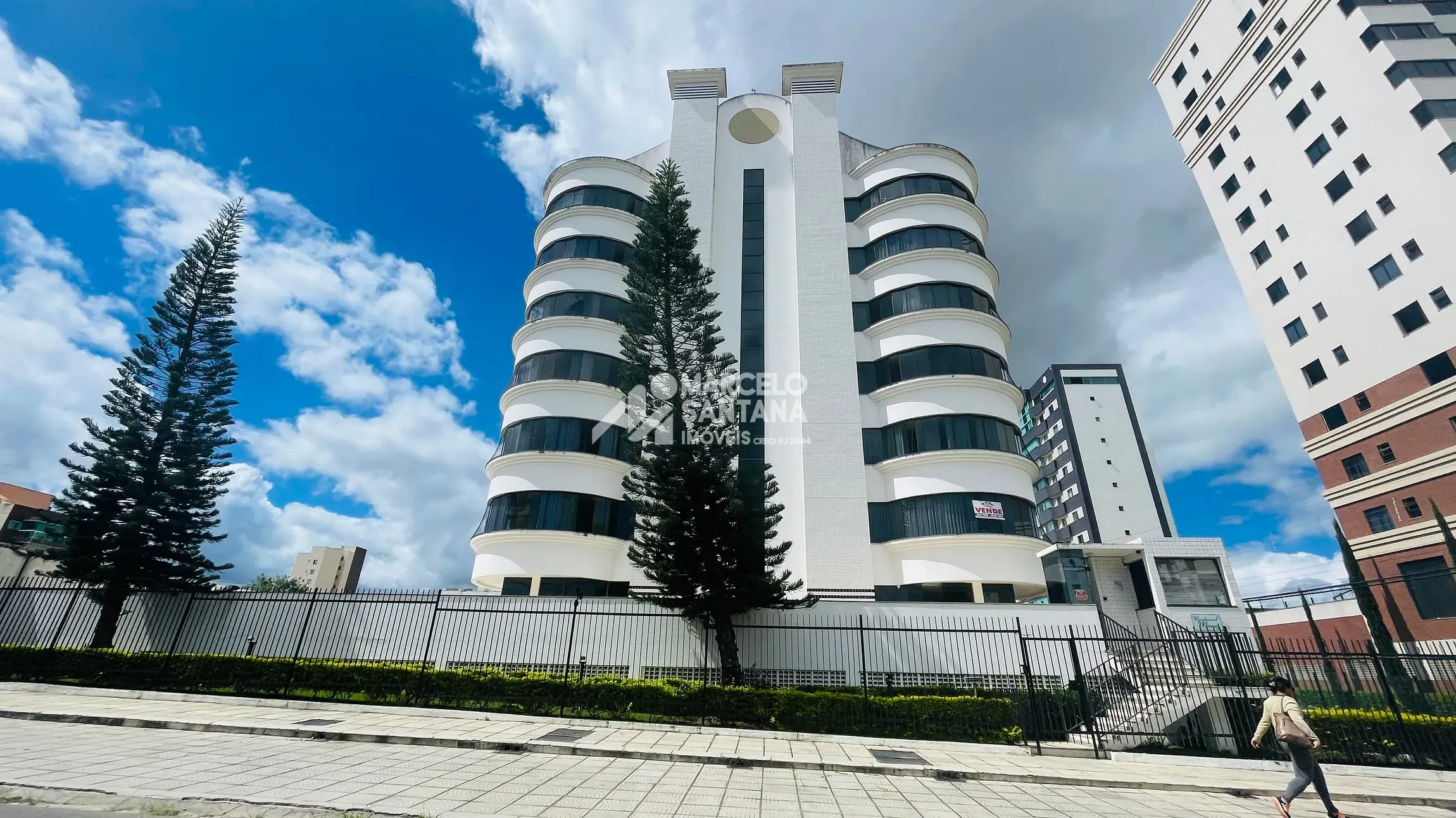 Apartamento, 3 quartos, 145 m² - Foto 1
