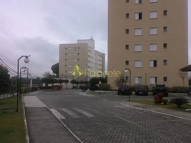 Apartamento 2 quartos e 1 banheiro, para alugar, no bairro Santana em Pindamonhangaba